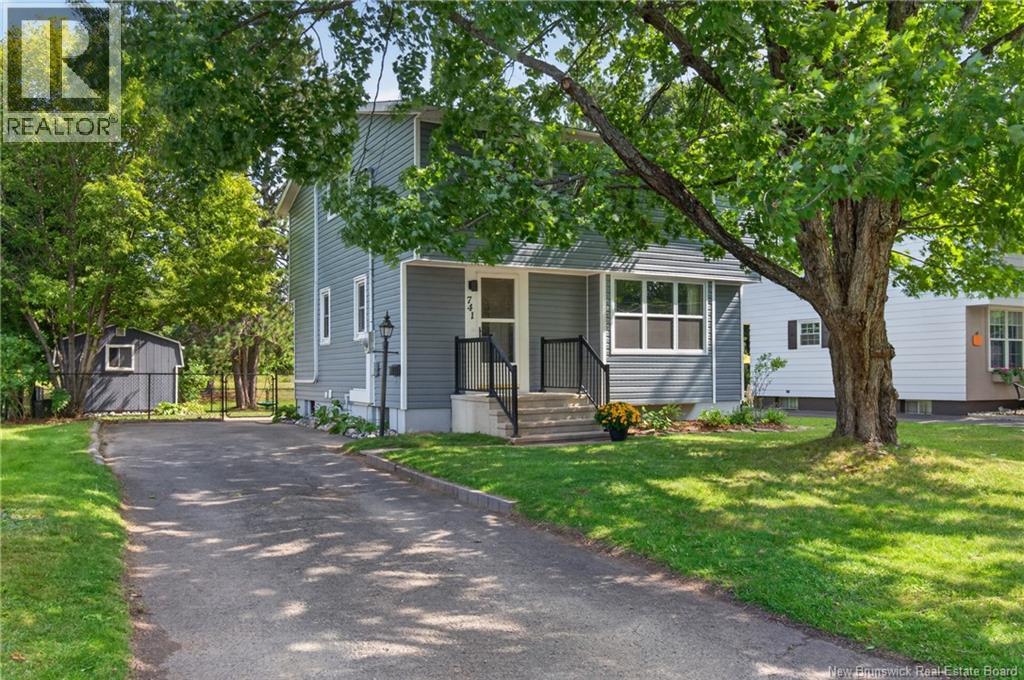 741 Mcevoy Street, Fredericton, New Brunswick  E3A 3B8 - Photo 36 - NB149938