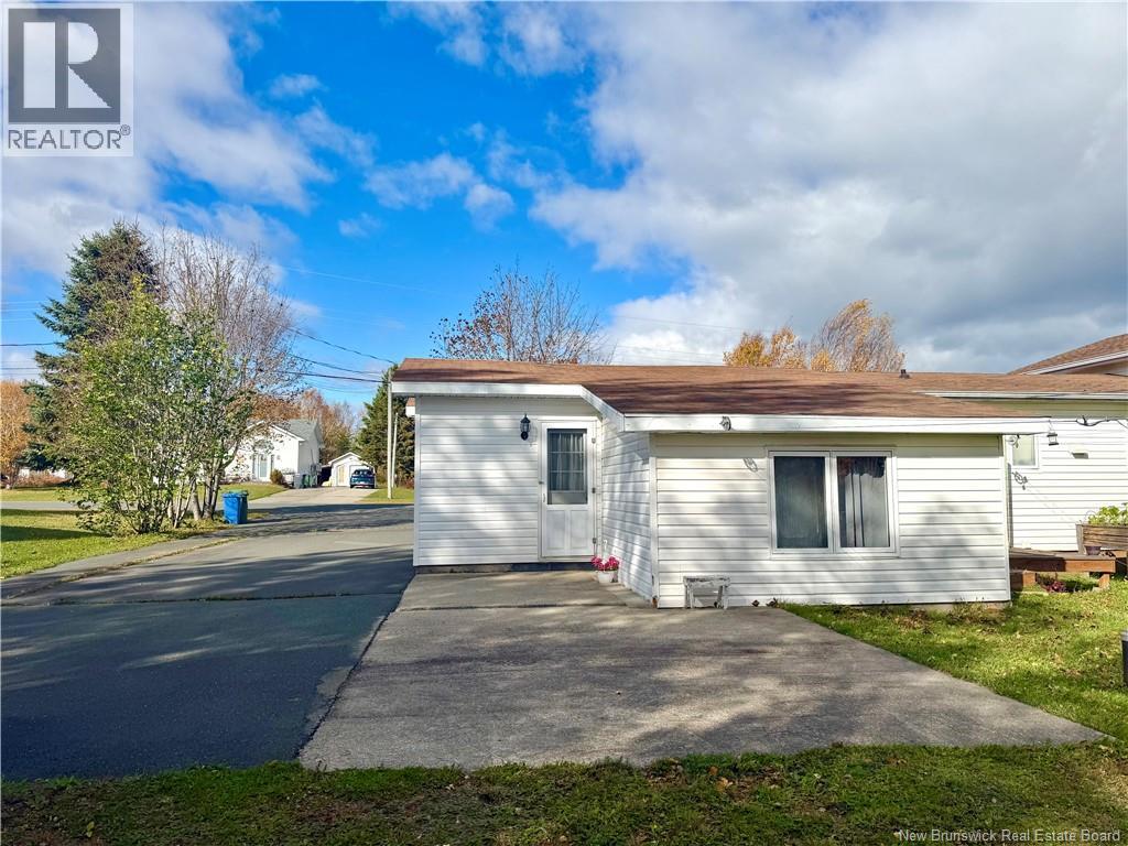 57 Chaleur, Nigadoo, New Brunswick  E8K 3P6 - Photo 4 - NB149753