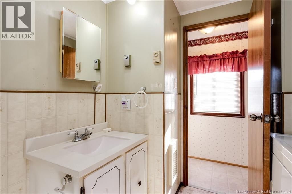 72 Violet Street, Saint John, New Brunswick  E2M 5M7 - Photo 14 - NB149908