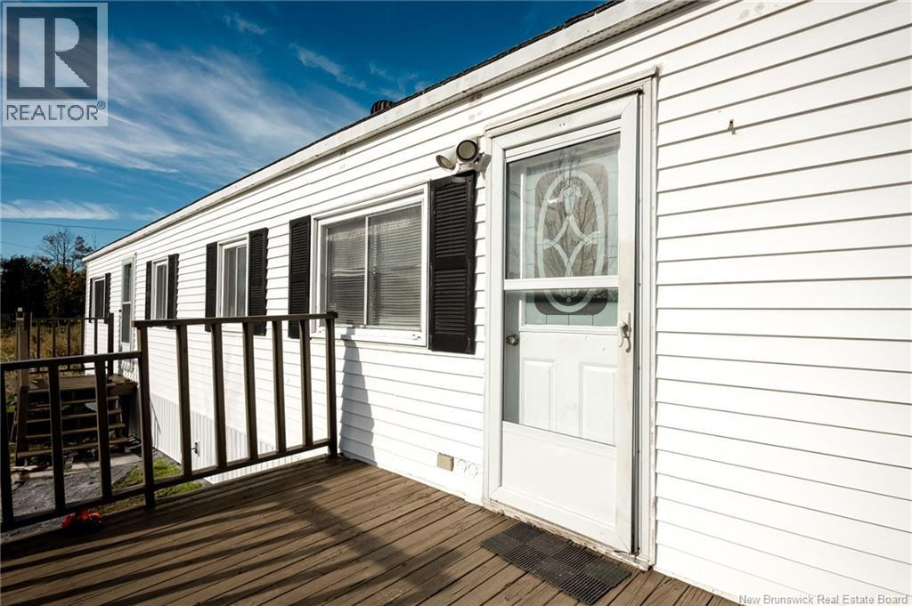 72 Violet Street, Saint John, New Brunswick  E2M 5M7 - Photo 4 - NB149908