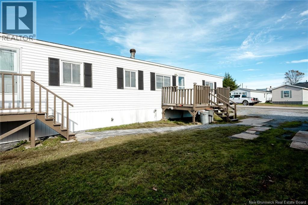 72 Violet Street, Saint John, New Brunswick  E2M 5M7 - Photo 7 - NB149908
