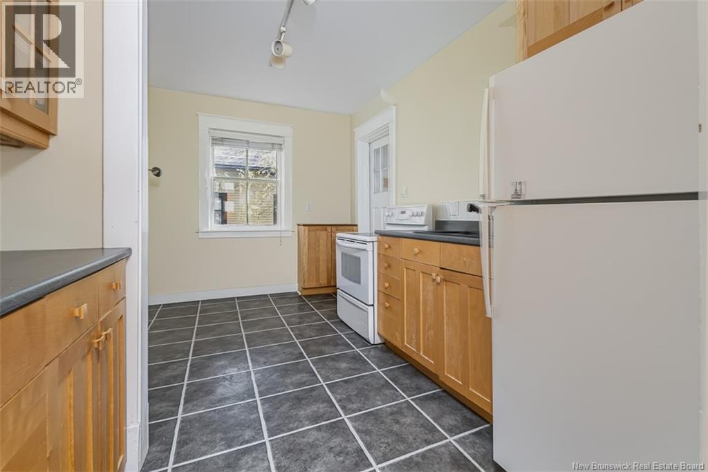 560 Charlotte Street, Fredericton, New Brunswick  E3B 1M2 - Photo 13 - NB149825