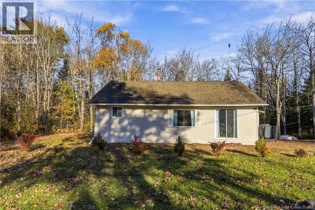 11 Mcmurray Road, Lake George, New Brunswick  E6K 3G8 - Photo 28 - NB149991