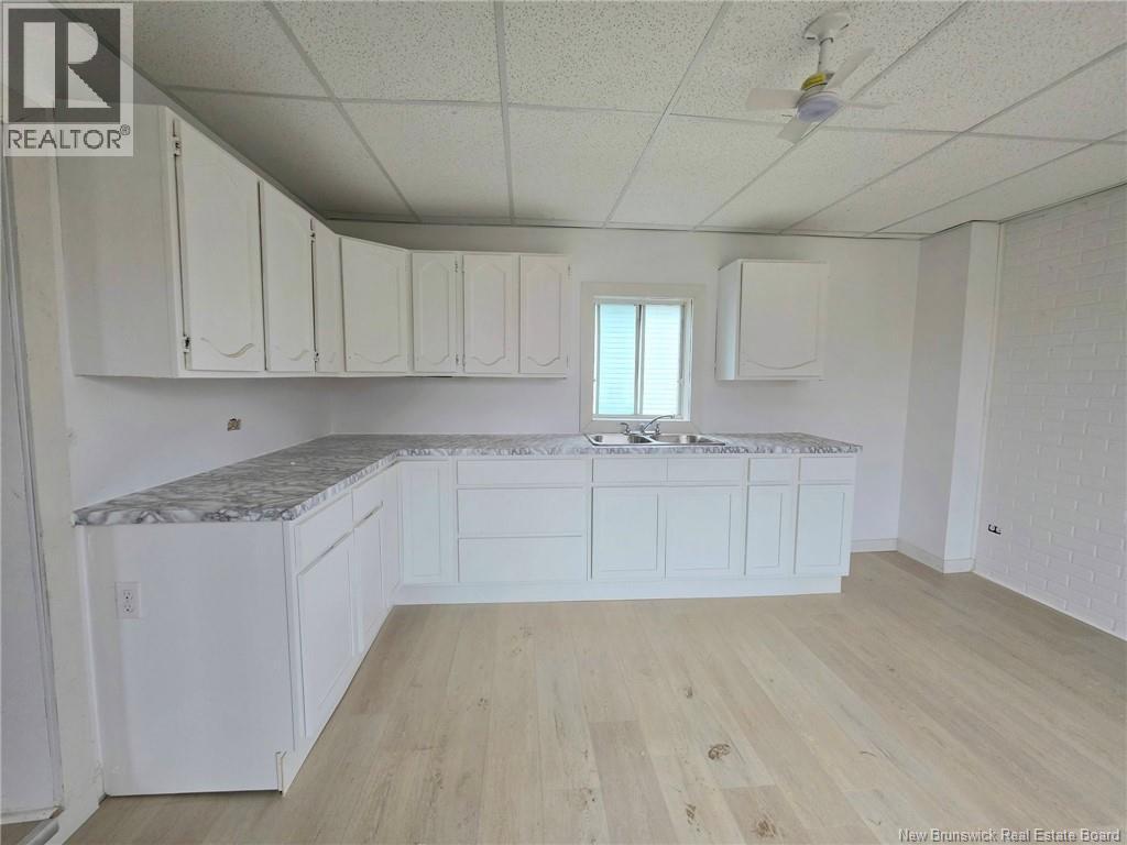 1430 St. Mary Avenue, Bathurst, New Brunswick  E2A 2E3 - Photo 23 - NB149945