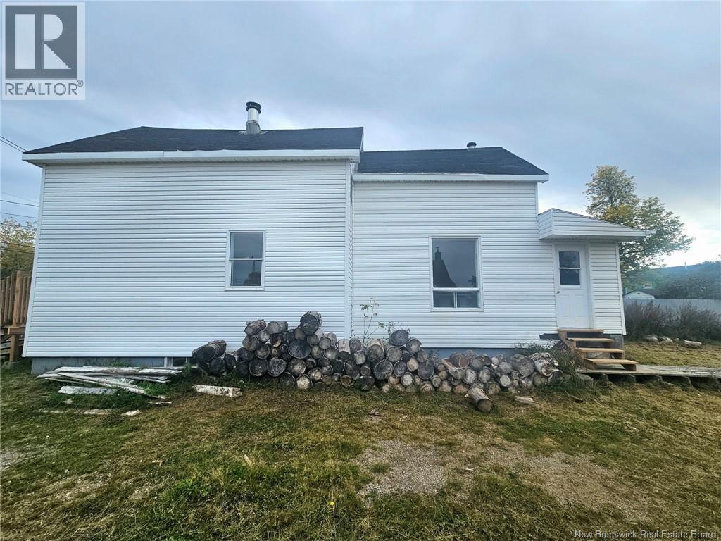 1430 St. Mary Avenue, Bathurst, New Brunswick  E2A 2E3 - Photo 5 - NB149945