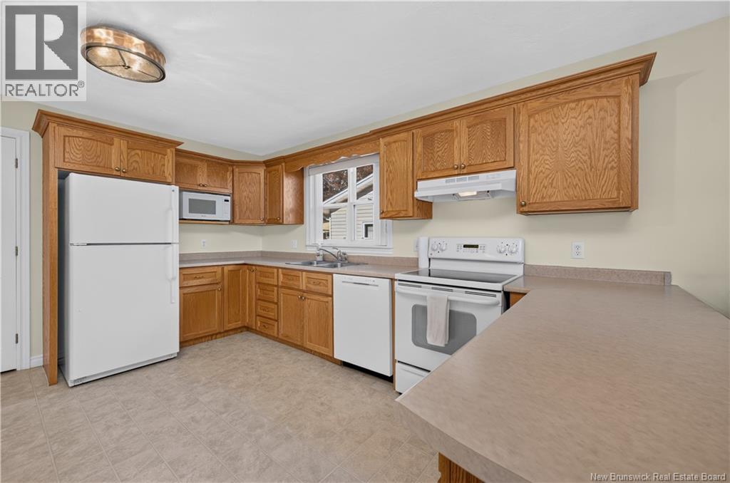 104 Colton, Riverview, New Brunswick  E1B 5T4 - Photo 12 - NB149627