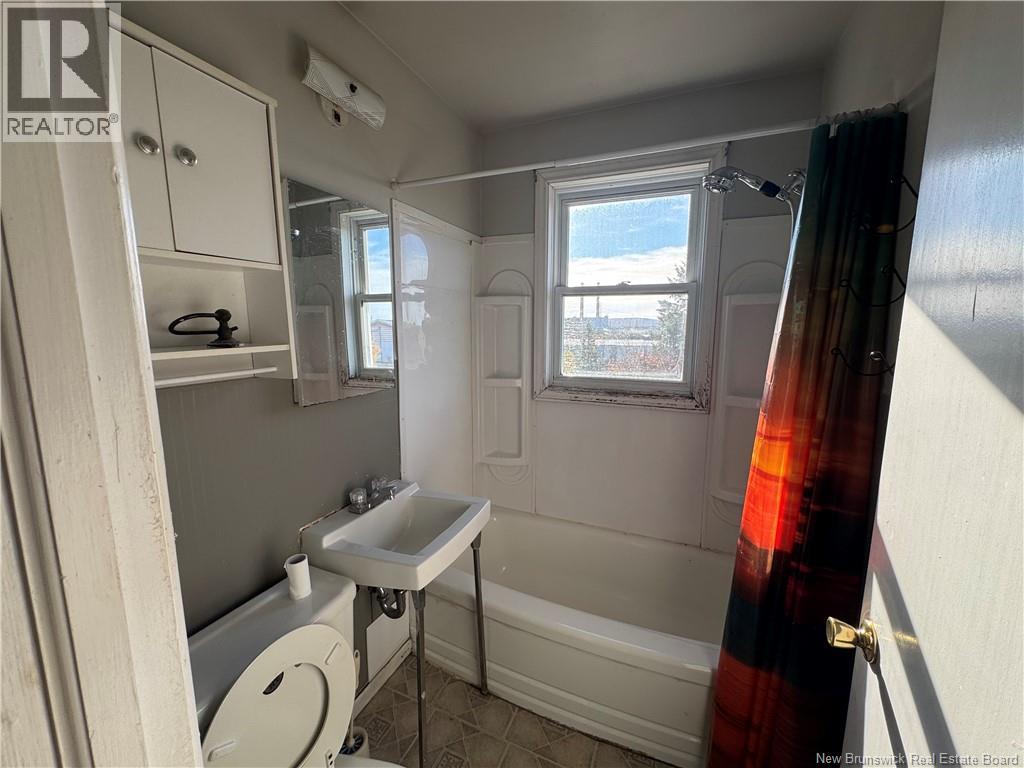 70-72 Spruce Avenue, Saint John, New Brunswick  E2J 0V2 - Photo 22 - NB150119