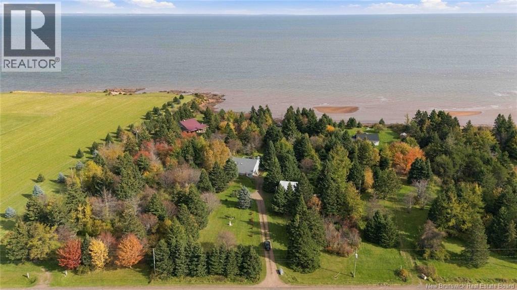 158 Route 960, Cape Tormentine, New Brunswick  E4M 2C6 - Photo 2 - NB150100