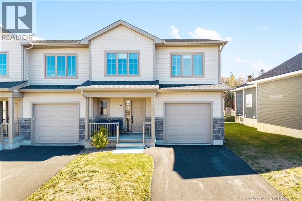 2 Huntingdon Circle, Fredericton, New Brunswick