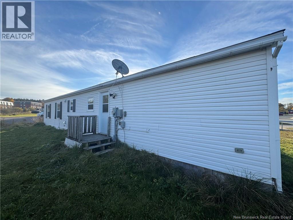 558 Bonita Avenue, Saint John, New Brunswick  E2J 3X4 - Photo 3 - NB150112
