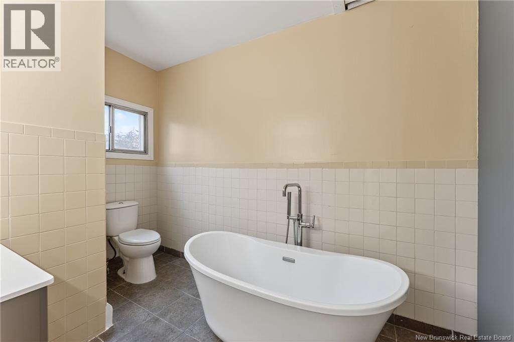 36 Queensway Way, St. Stephen, New Brunswick  E3L 1N4 - Photo 32 - NB150022