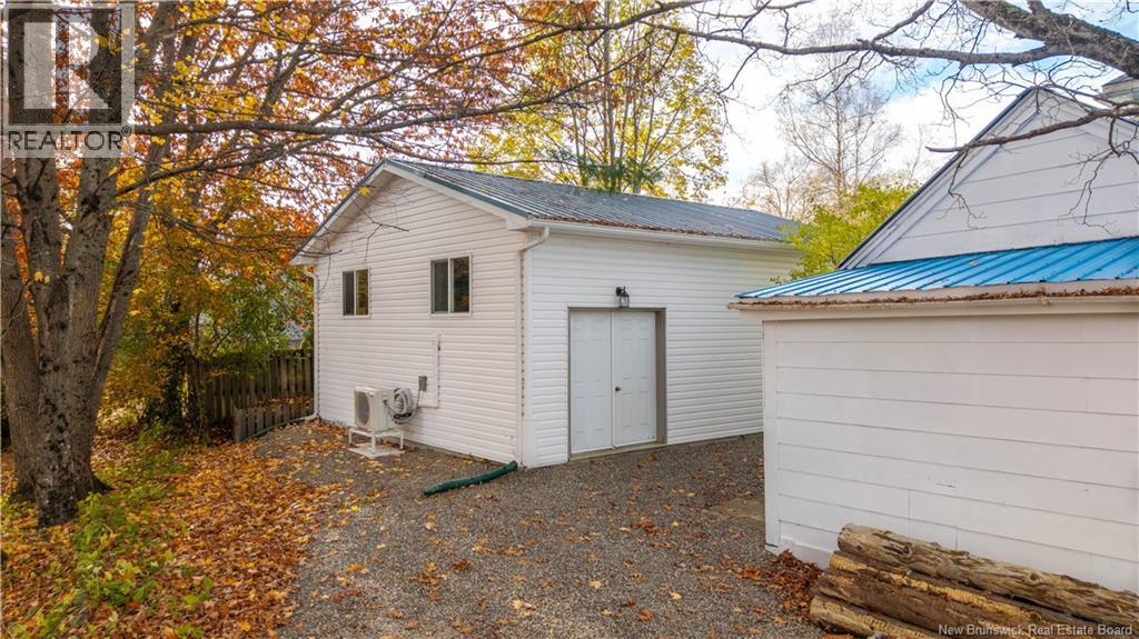 36 Queensway Way, St. Stephen, New Brunswick  E3L 1N4 - Photo 4 - NB150022