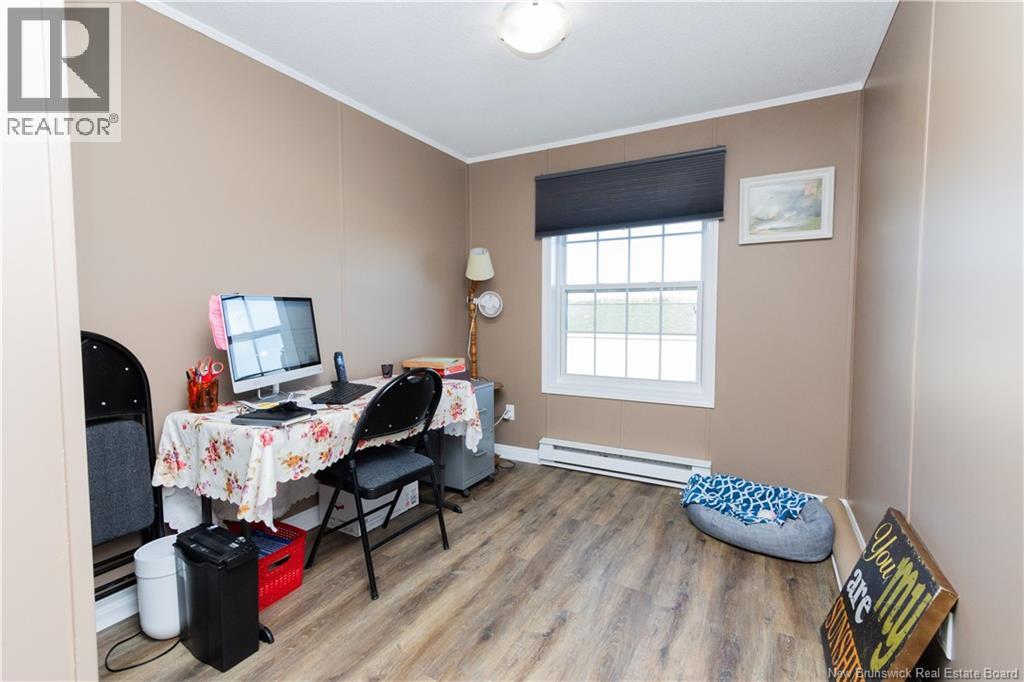 27 Senator Drive, Fredericton, New Brunswick  E3C 1L8 - Photo 17 - NB149995