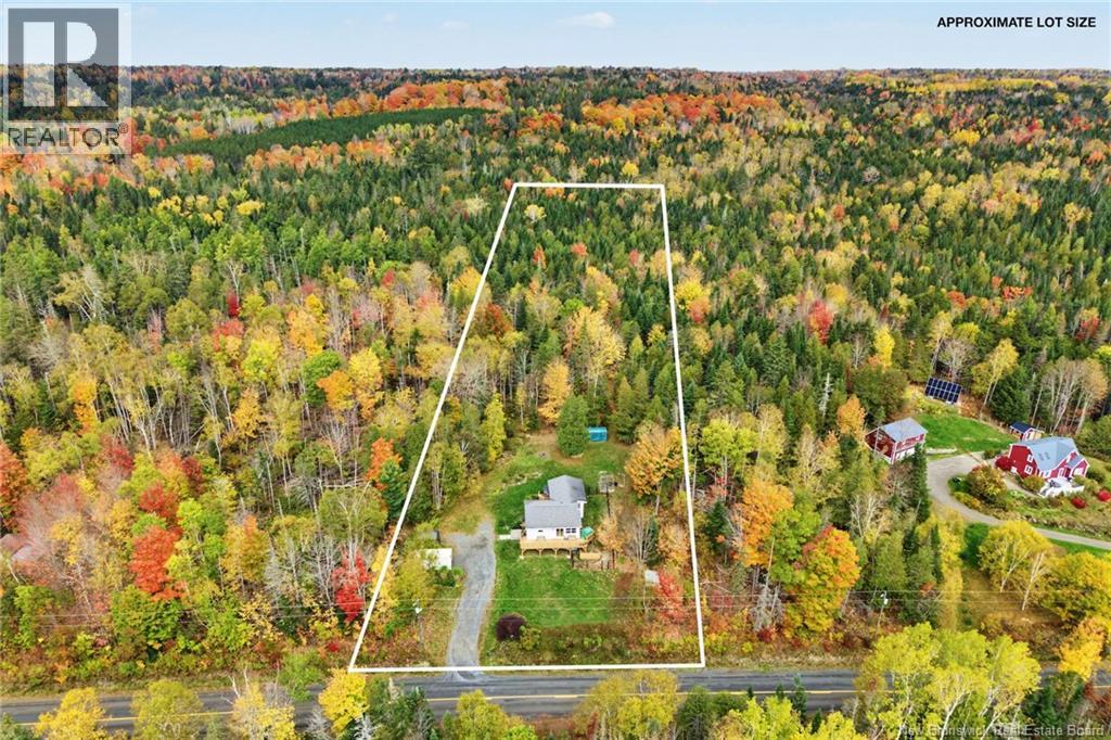 1866 Route 105, Mactaquac, New Brunswick  E6L 1C5 - Photo 3 - NB150233