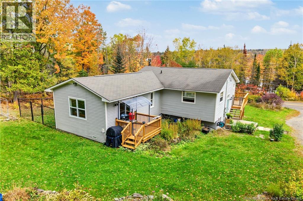 1866 Route 105, Mactaquac, New Brunswick  E6L 1C5 - Photo 39 - NB150233