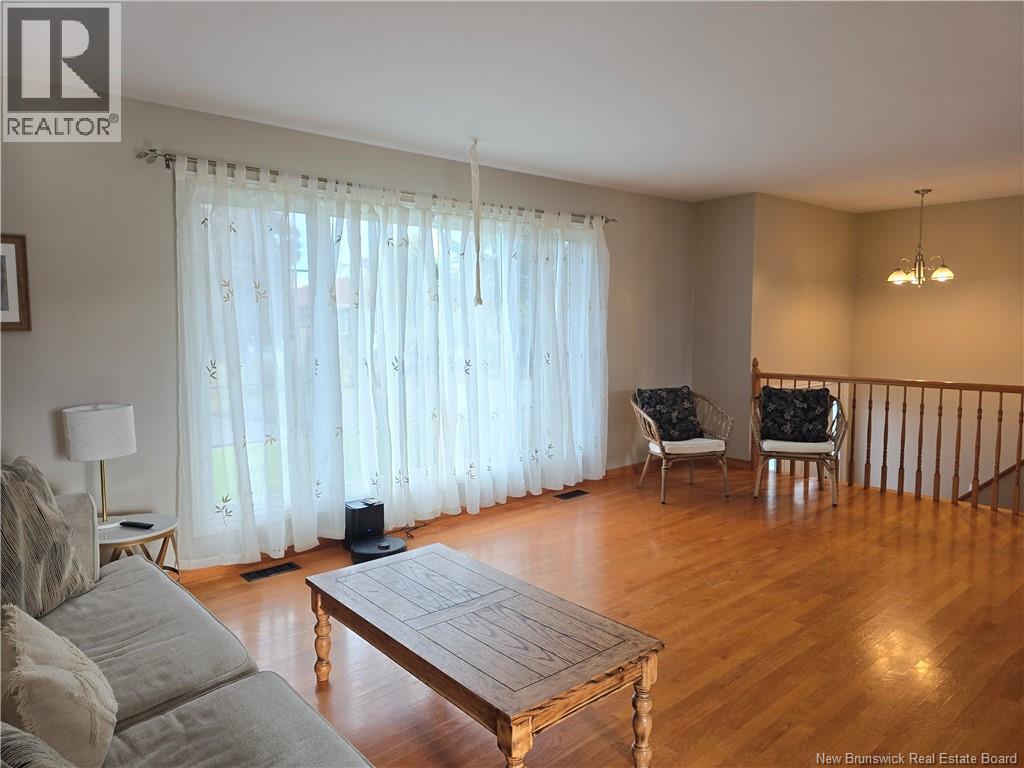 1615 Alexander, Bathurst, New Brunswick  E2A 3R3 - Photo 8 - NB149168