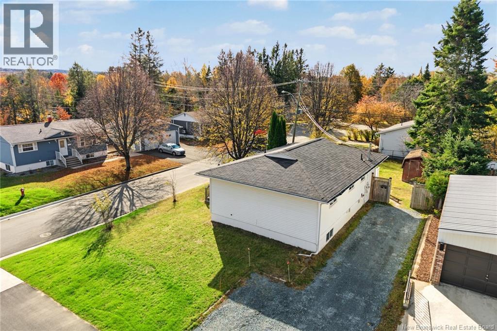 2 Mcinnis Court, Fredericton, New Brunswick  E3A 4G9 - Photo 3 - NB150290