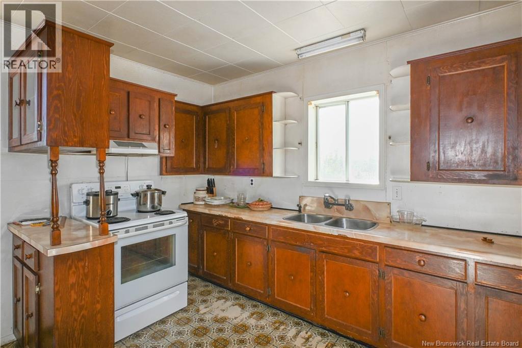 335 Acadie Street, Grande-Anse, New Brunswick  E8N 1A4 - Photo 18 - NB150291