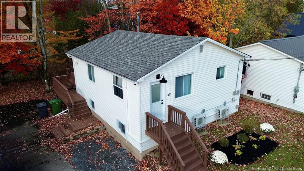 39 Murray Avenue, Devon, New Brunswick  E3A 3Y6 - Photo 1 - NB149903