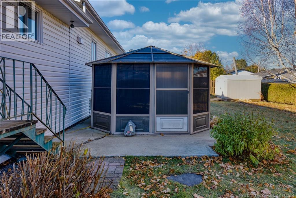 556 First Ave, Grand Falls, New Brunswick  E3Z 1B3 - Photo 15 - NB150303