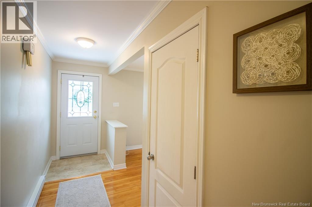 28 Morley Crescent, Saint John, New Brunswick  E2J 2X6 - Photo 3 - NB150304