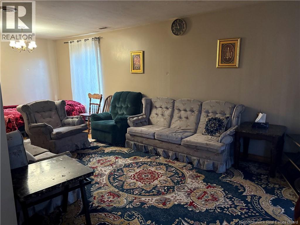 73 Beechwood Avenue, Moncton, New Brunswick E1A 5P7 - Photo 4 - NB150109