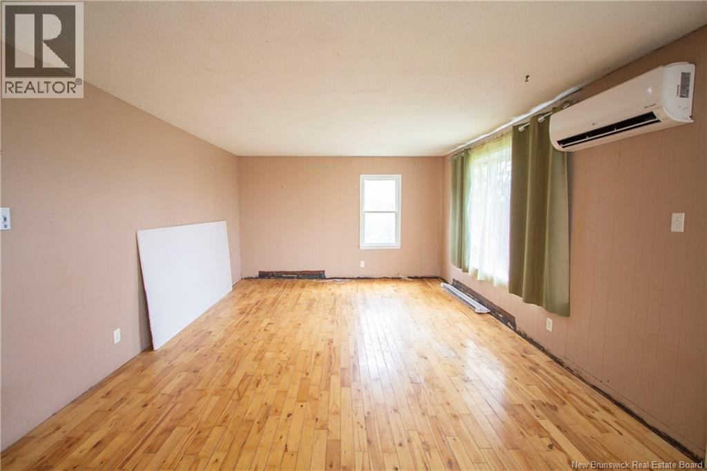3 Woodhurst, Middleton, New Brunswick  E4K 3G5 - Photo 5 - NB150346