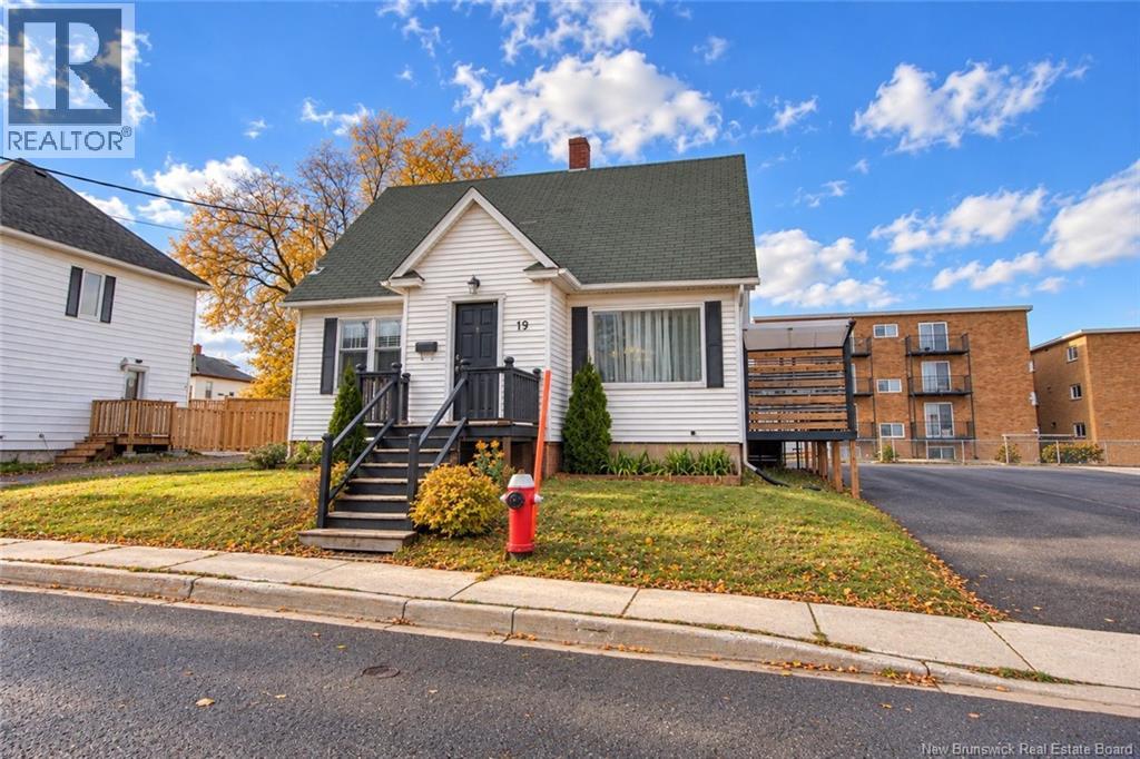 19 Bishop, Moncton, New Brunswick  E1E 1K4 - Photo 26 - NB150330
