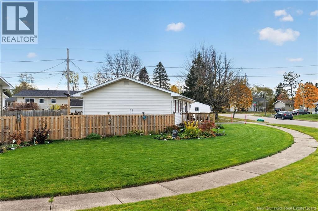 145 Satinwood Drive, Moncton, New Brunswick  E1G 1C3 - Photo 3 - NB150341