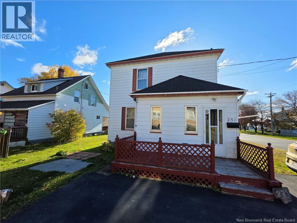 251 Campbell Street, Miramichi, New Brunswick  E1V 1R4 - Photo 3 - NB150385
