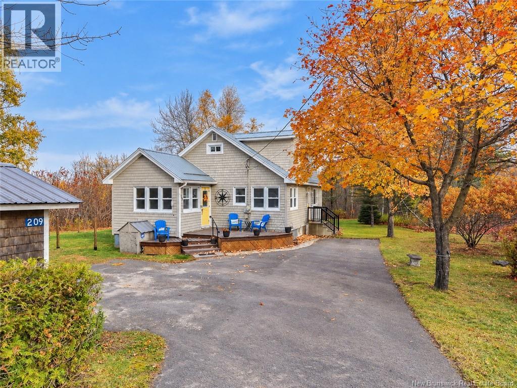 209 Saunders Road, Mcadam, New Brunswick  E6J 1M3 - Photo 3 - NB150355