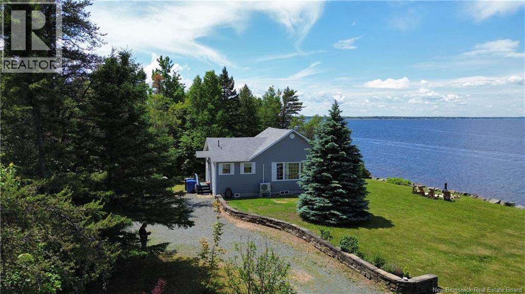 40 Front Road, Bay Du Vin, New Brunswick