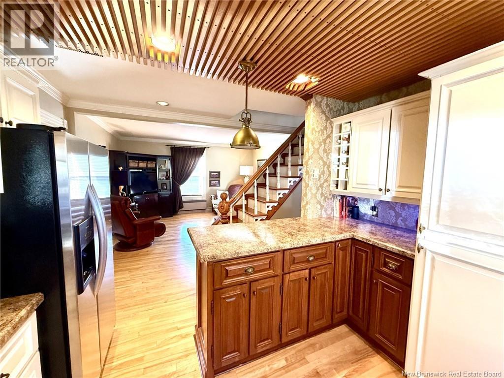 241 Boul. St-Pierre Ouest, Caraquet, New Brunswick  E1W 1A4 - Photo 19 - NB150306