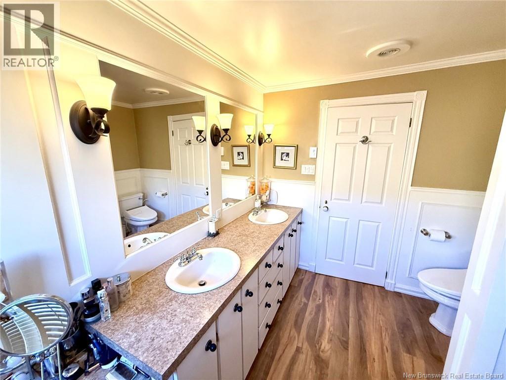 241 Boul. St-Pierre Ouest, Caraquet, New Brunswick  E1W 1A4 - Photo 35 - NB150306