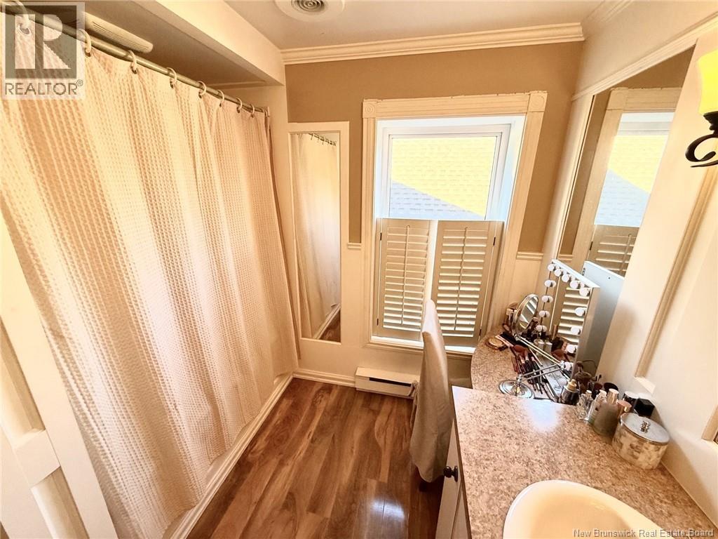 241 Boul. St-Pierre Ouest, Caraquet, New Brunswick  E1W 1A4 - Photo 36 - NB150306