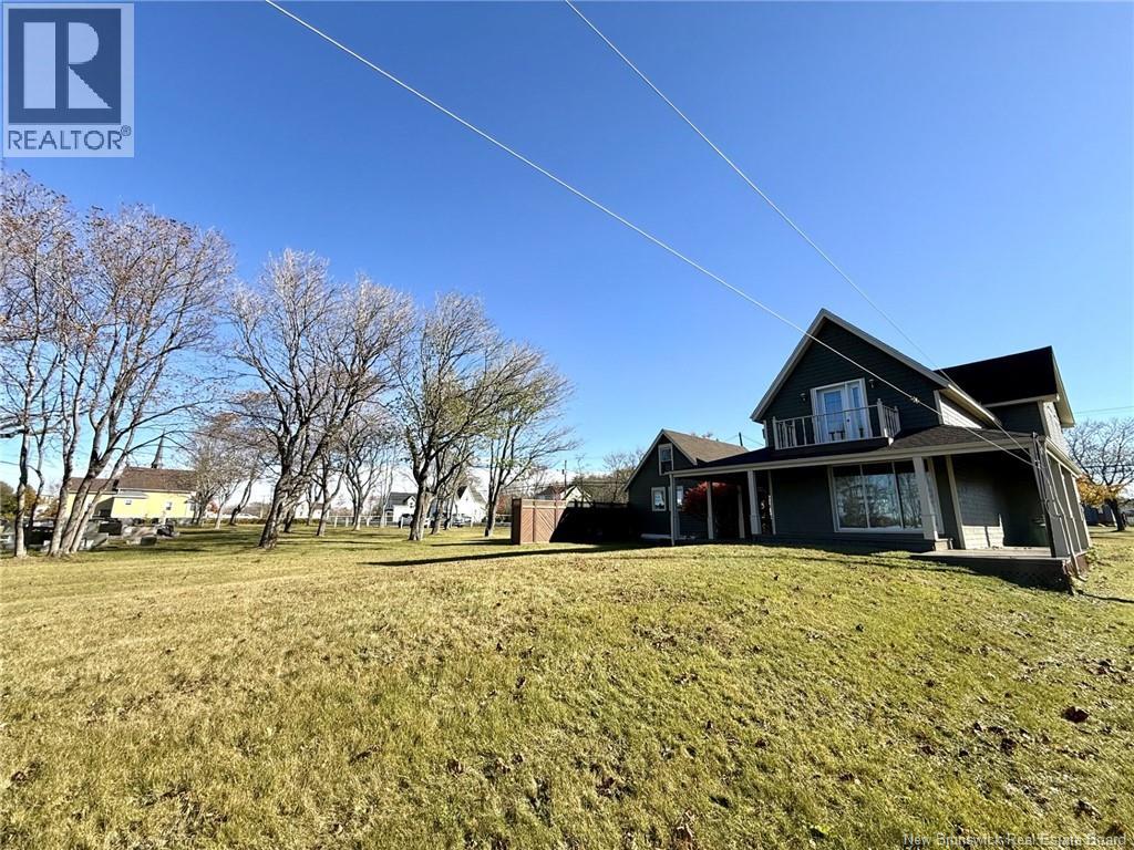 241 Boul. St-Pierre Ouest, Caraquet, New Brunswick  E1W 1A4 - Photo 5 - NB150306