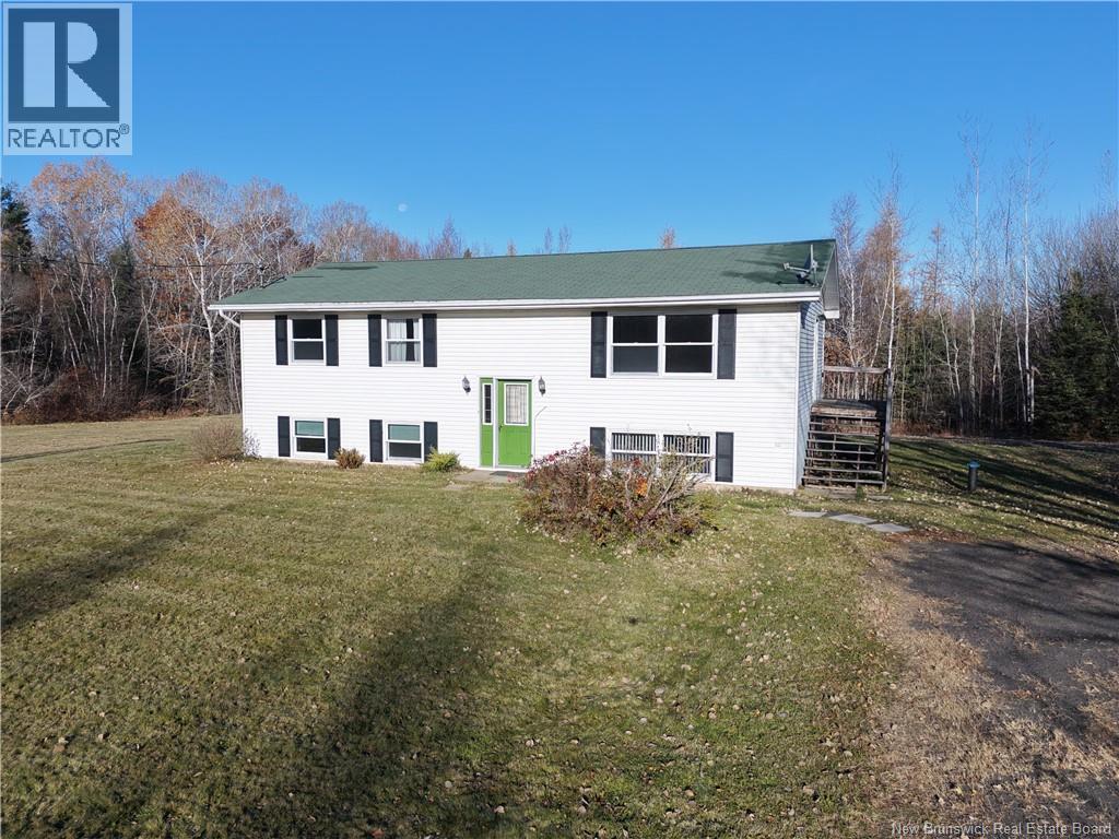12 Cox Point Road, Cumberland Bay, New Brunswick  E3B 5G4 - Photo 6 - NB150435